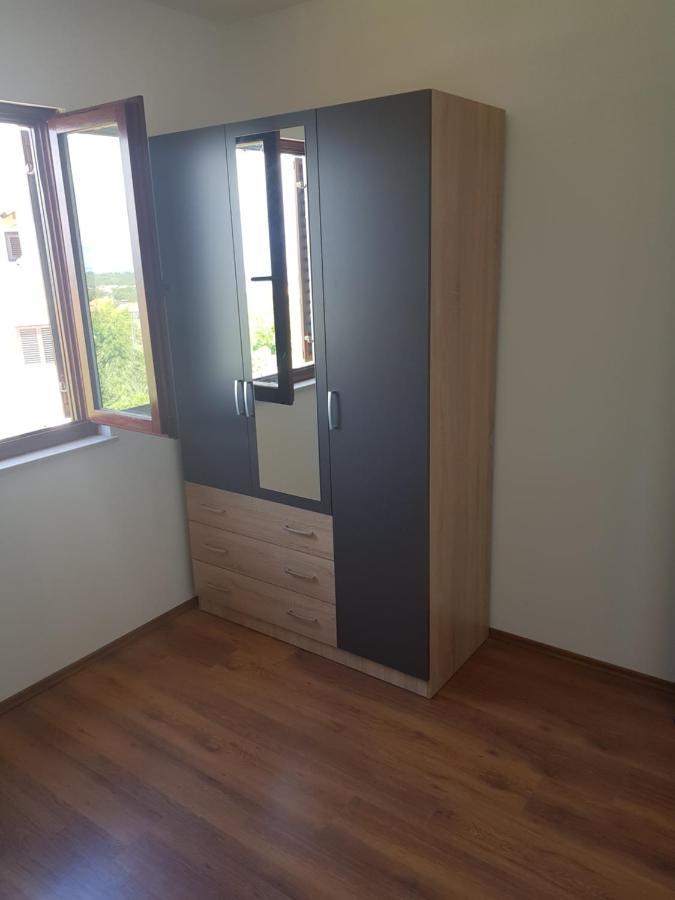 Apartman Ravlic Malinska Exterior photo